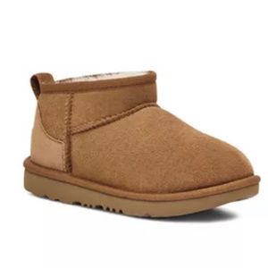 Ugg Ultra Mini Chestnut size 9